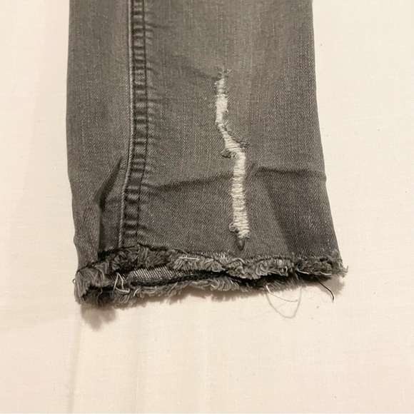 Jeaniologie Women Size 6 High Rise Skinny Jeans Distressed - Picture 9 of 16